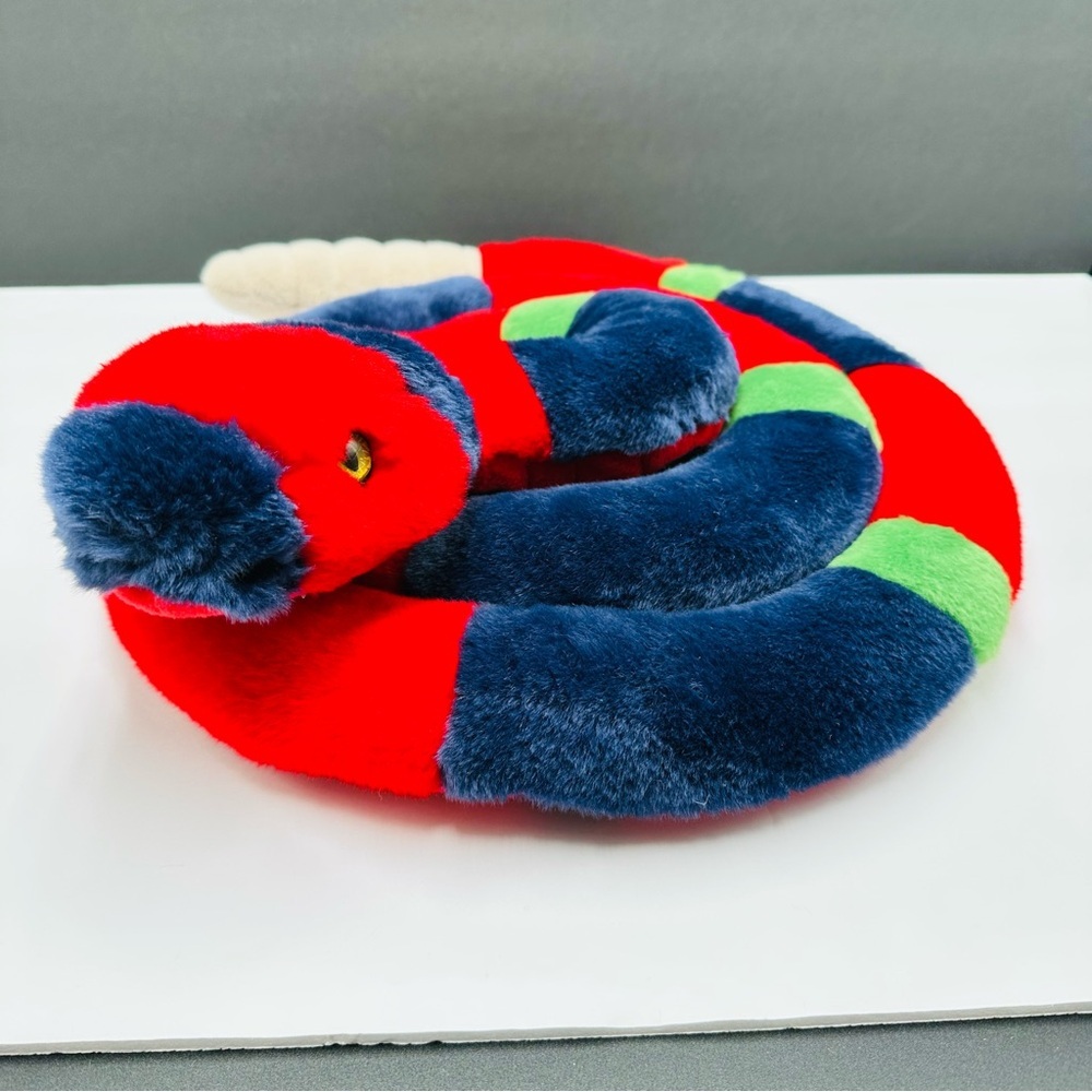 Toys R Us Animal Alley Coiled Rattle Snake 13” Blue Red Y2K Stuffed Animal - Picture 2 of 10
